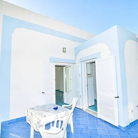 Solemareponza La Perla Marina アパート *
